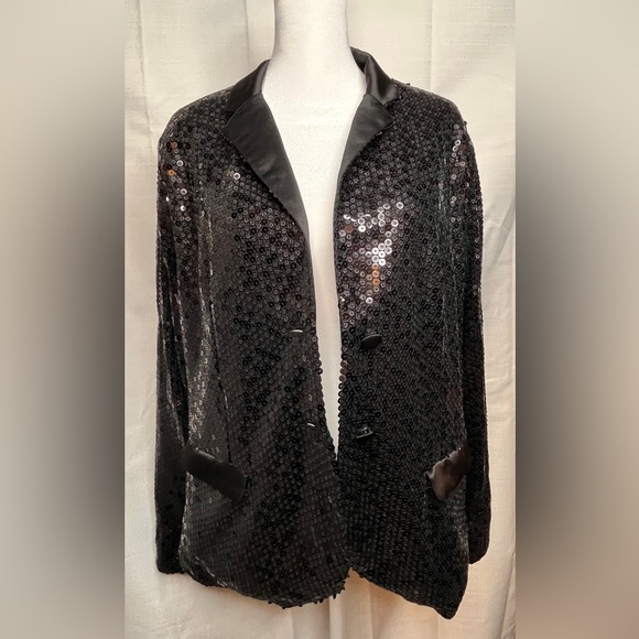 Lisa Rinna button front sequin black jacket, previously loved - Picture 7 of 12